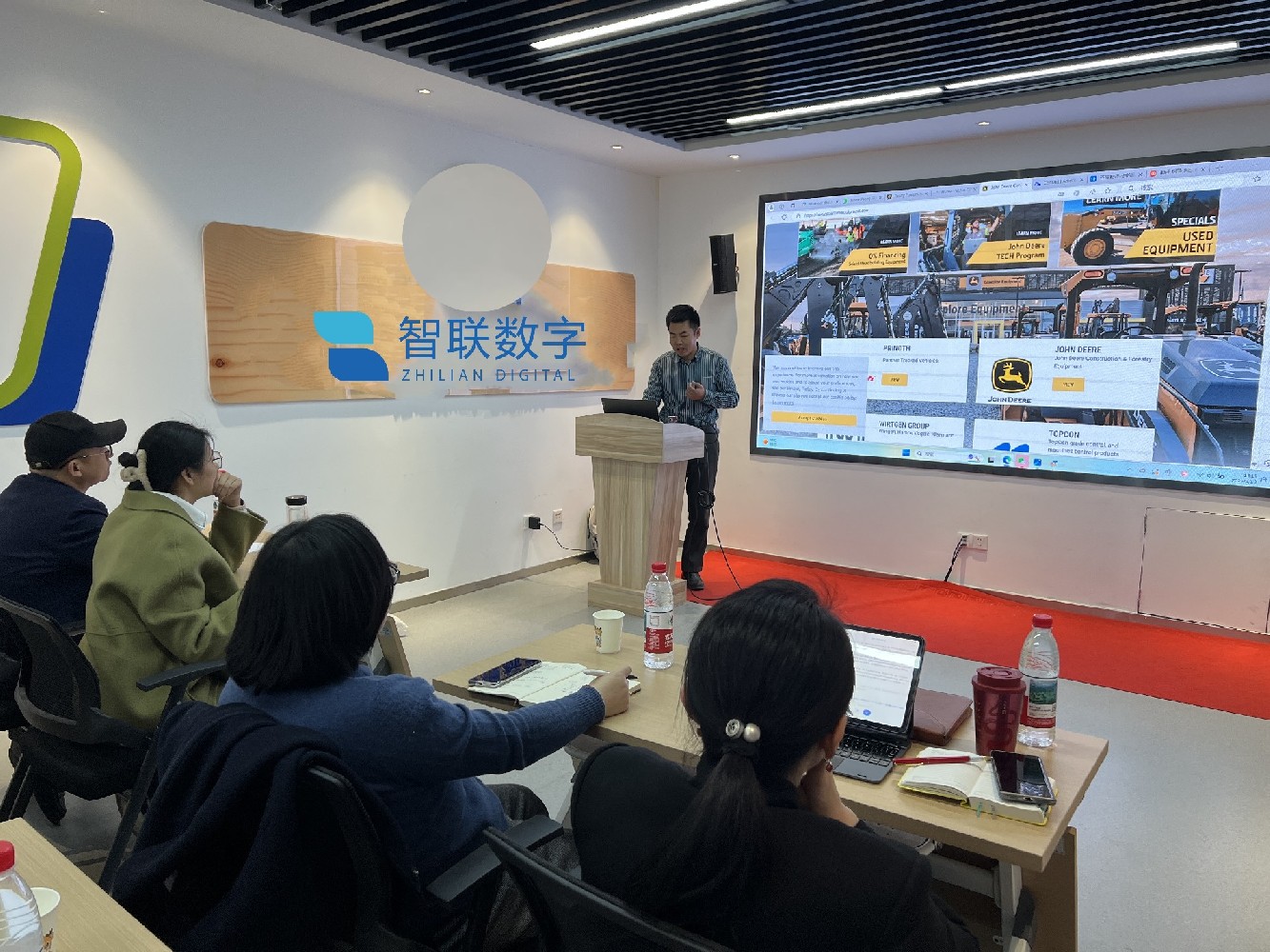 智聯(lián)數(shù)字開發(fā)區(qū)分公司2025年3月份第二次沙龍完美落幕！